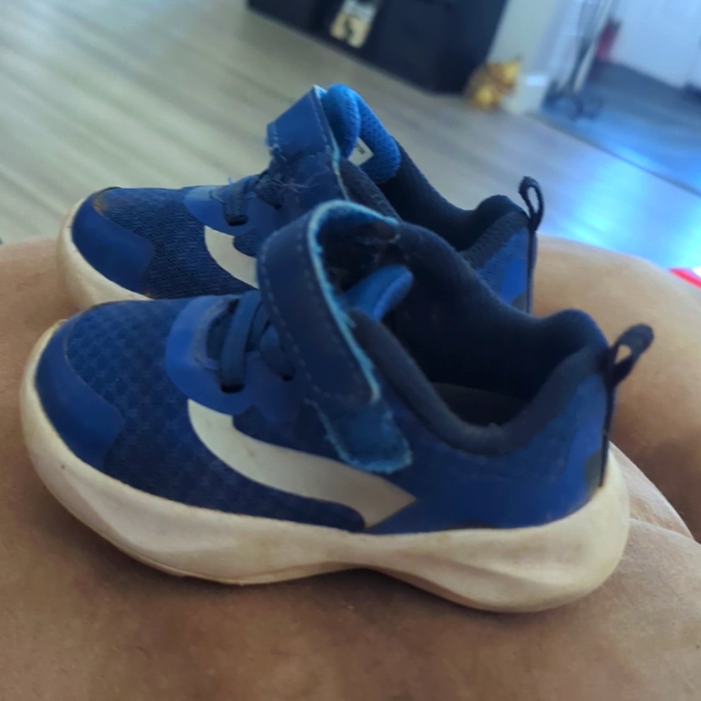 Kids boys sneakers